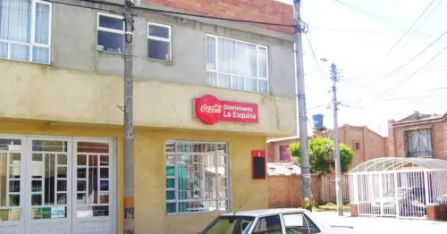 DISTRIVIVERES LA ESQUINA BOGOTÁ DISTRIVIVERES LA ESQUINA BOGOTÁ